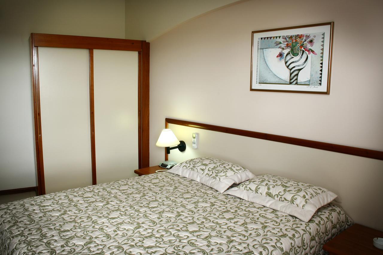 Hotel Beira Rio Итумбиара Екстериор снимка